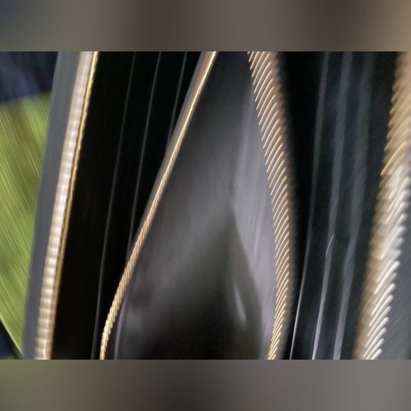 PRADA COA Nappa Gaufre Black Leather Roughed Clutch/Wallet - Picture 7 of 15